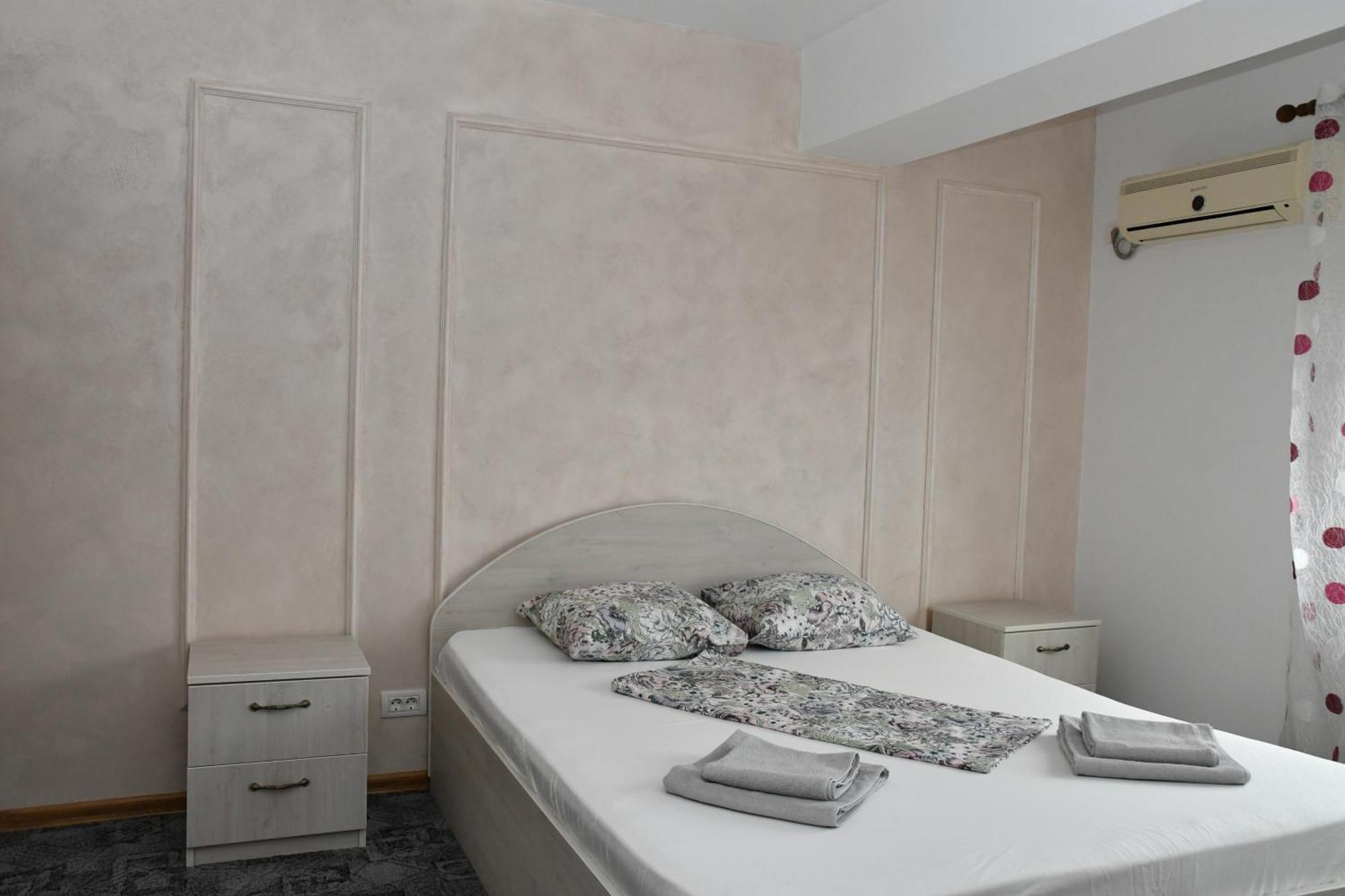Apartament Luxury - Promenada Mall Craiova Exterior foto